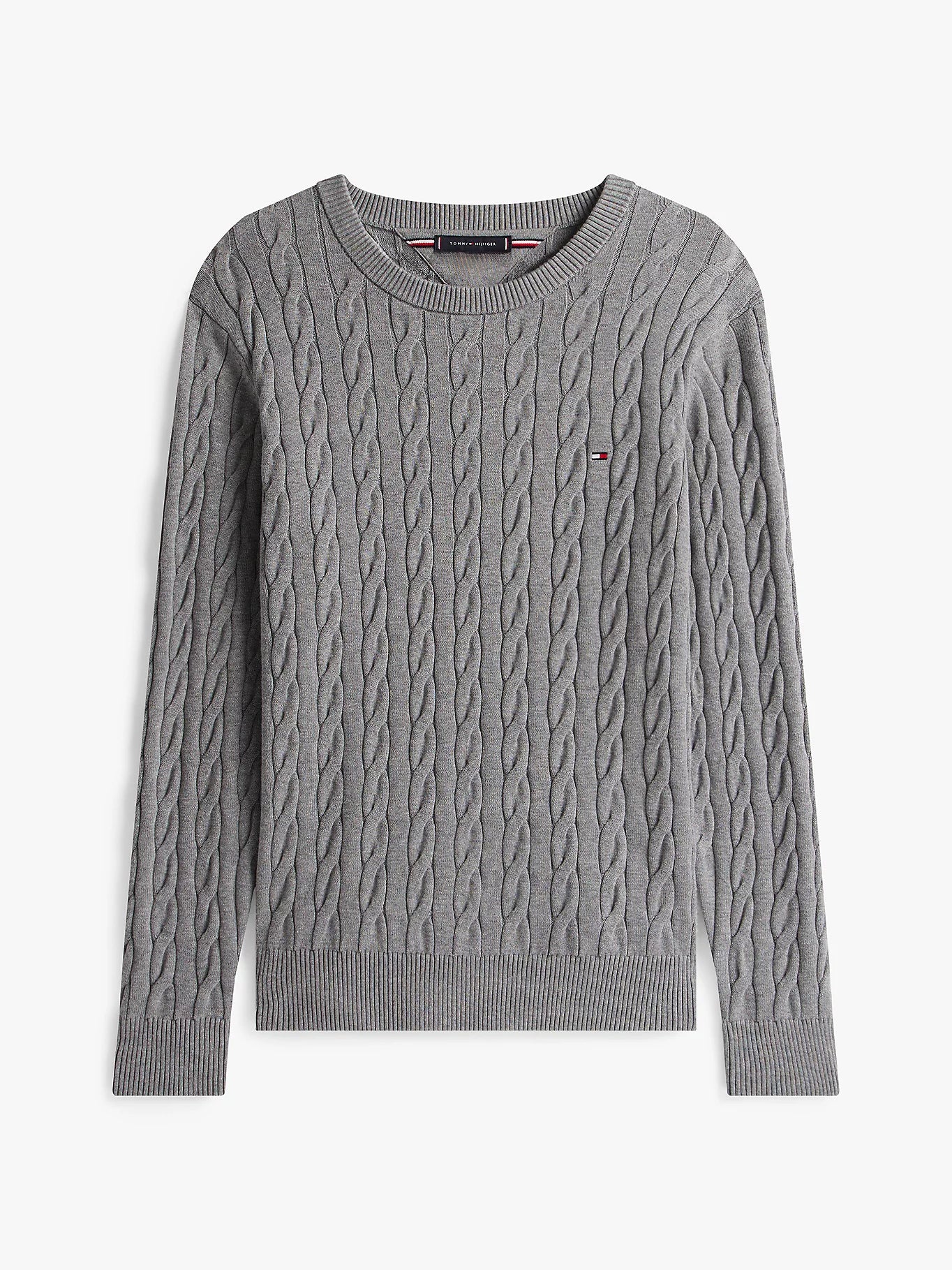 Pull en maille torsadée à drapeau brodé