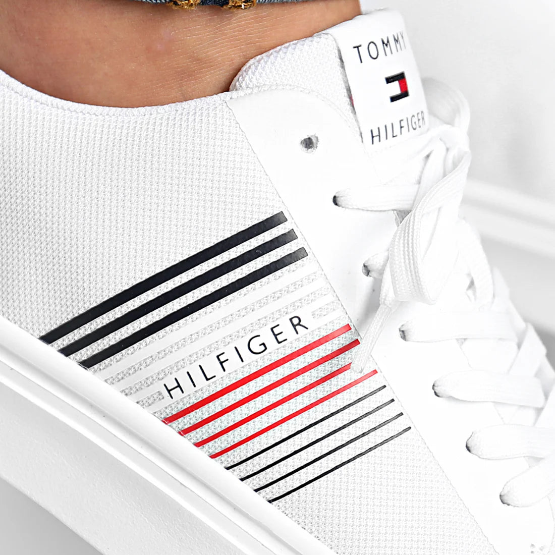 Baskets Lightweight Stripes Knit Blanc