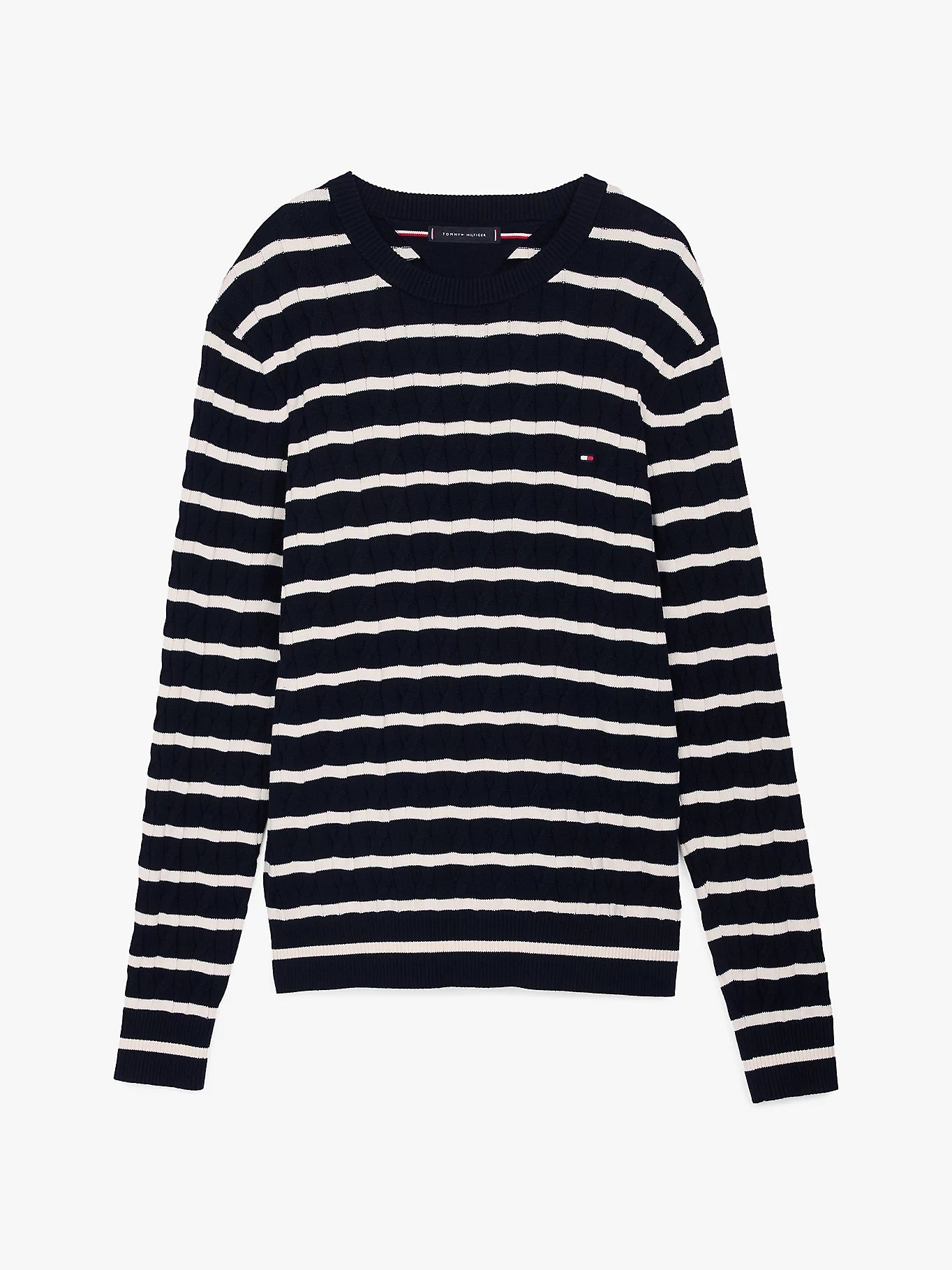 Pull en maille torsadée à drapeau brodé